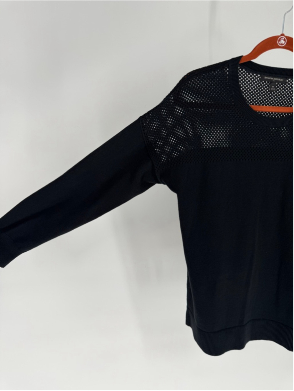Banana Republic Woman's Medium Black Mesh Crew Neck Sweater - Picture 5 of 9